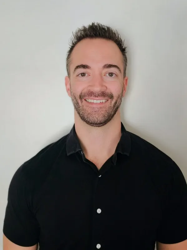 Dr. Jonathan Stuart